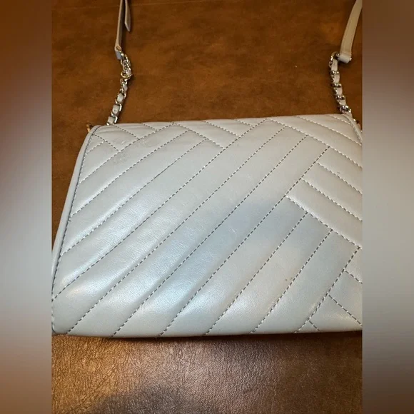 EUC Tory Burch Grey Crossbody Bag with Chain Strap. - Picture 9 of 16